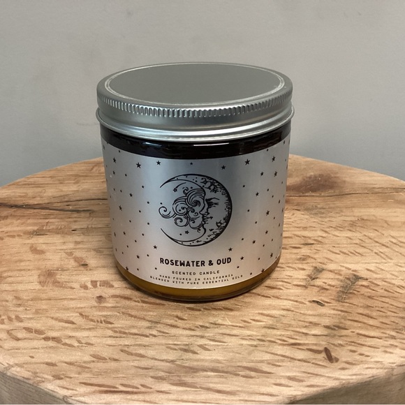 🟤 New & Hand Poured - Rosewater & Oud Scented Candle in Glass Jar and Lid - Picture 2 of 13